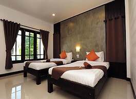 Thanawong Pool Villa
