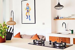 Corner House