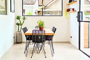 Corner House
