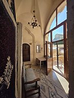 Babussor konağı