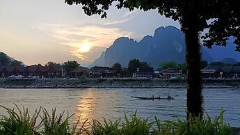 Phubarn VimarnVangvieng Resort