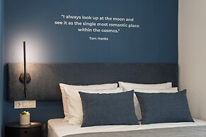 Kosmos Luxury Residences