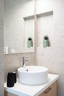 Kosmos Luxury Residences