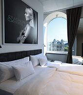 Fashion City Hotel