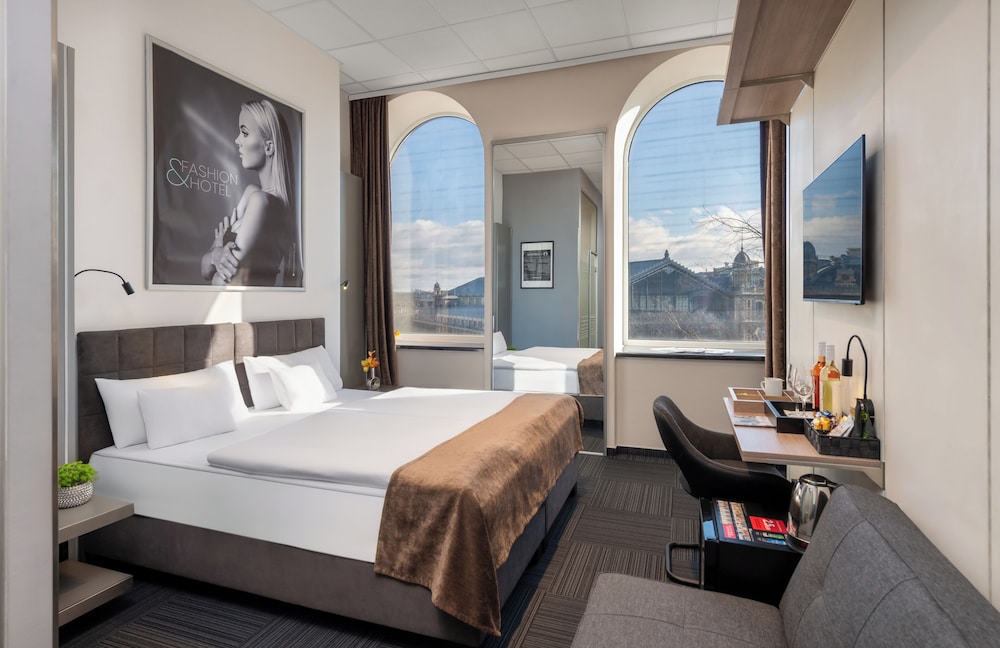 Fashion City Hotel