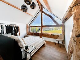 Charming Authentic Home With Garden