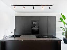 Charming Authentic Home With Garden