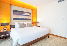 Lux 1BR Apt in Dubai Mall Residences