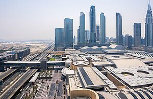 Lux 1BR Apt in Dubai Mall Residences