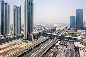 Lux 1BR Apt in Dubai Mall Residences