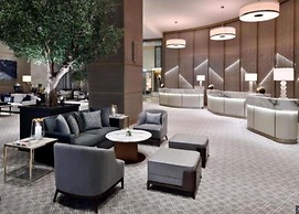 Lux 1BR Apt in Dubai Mall Residences