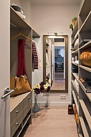 Pau Claris Design Apt. Next to Paseo de Gracia