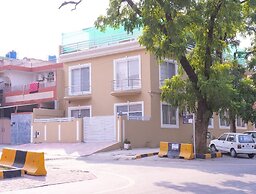 Islamabad Lodges