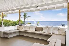 Kas di So o Ocean Front Luxury Villa