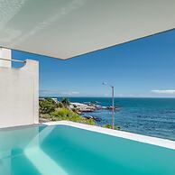 Private Holiday Apartment w Pool and Views Bali E