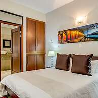 Private Holiday Apartment w Pool and Views Bali E