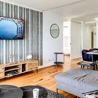 Beachy Apartment w Pool Ocean Views Beach Steps
