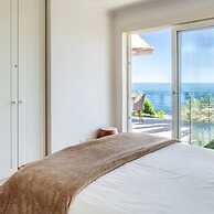 Beachy Apartment w Pool Ocean Views Beach Steps