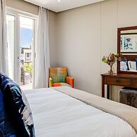 Simplistic Elegance at Altmore 203