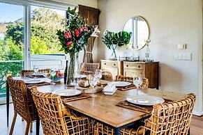 Escape to Exquisite Ellesmere 401