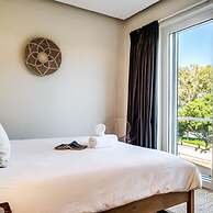 Escape to Exquisite Ellesmere 401