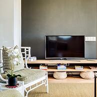 Escape to Exquisite Ellesmere 401