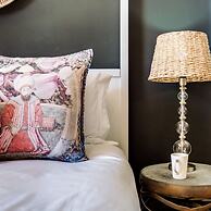 Escape to Exquisite Ellesmere 401