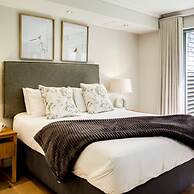 Tranquil Escape in Sea Point Aureto