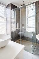 Tranquil Escape in Sea Point Aureto