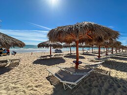 Sandy Beach 2BR Beachfront Getaway