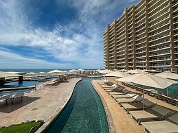 Sandy Beach 2BR Beachfront Getaway