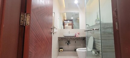 Goldcrest Luxury Apartments