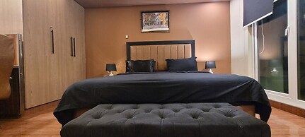 Goldcrest Luxury Apartments