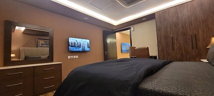 Goldcrest Luxury Apartments