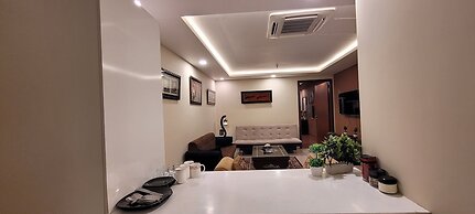 Goldcrest Luxury Apartments