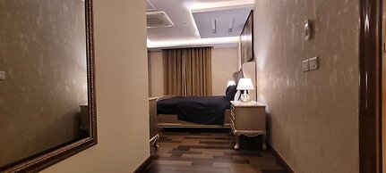 Goldcrest Luxury Apartments