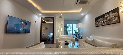 Goldcrest Luxury Apartments