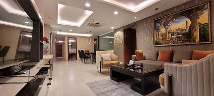 Goldcrest Luxury Apartments