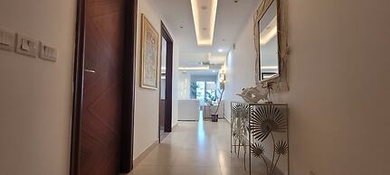 Goldcrest Luxury Apartments
