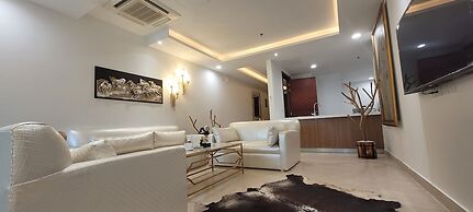 Goldcrest Luxury Apartments