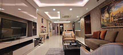 Goldcrest Luxury Apartments