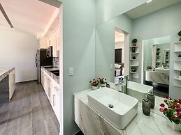 Urban Oasis Apartment 2