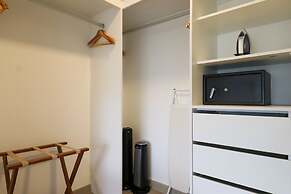 w Admirable 2BR w Modern Balcony in Miraflores