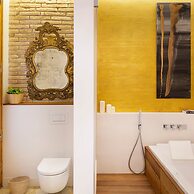 The Avenue 2BR Luxury Unit in Diagonal Ave