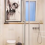The Avenue 2BR Luxury Unit in Diagonal Ave