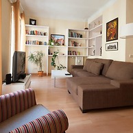 Chamberi Scene 2 Bedroom Home in Chamberi