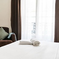 Opera Grey I Trendy 2 Bed Apt in Paris