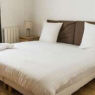 Opera Grey I Trendy 2 Bed Apt in Paris