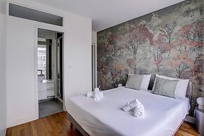 Bright Etoile Bright 2 bed Close to Eiffel Tower Arc the Triomphe et C