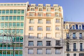 Bright Etoile Bright 2 bed Close to Eiffel Tower Arc the Triomphe et C